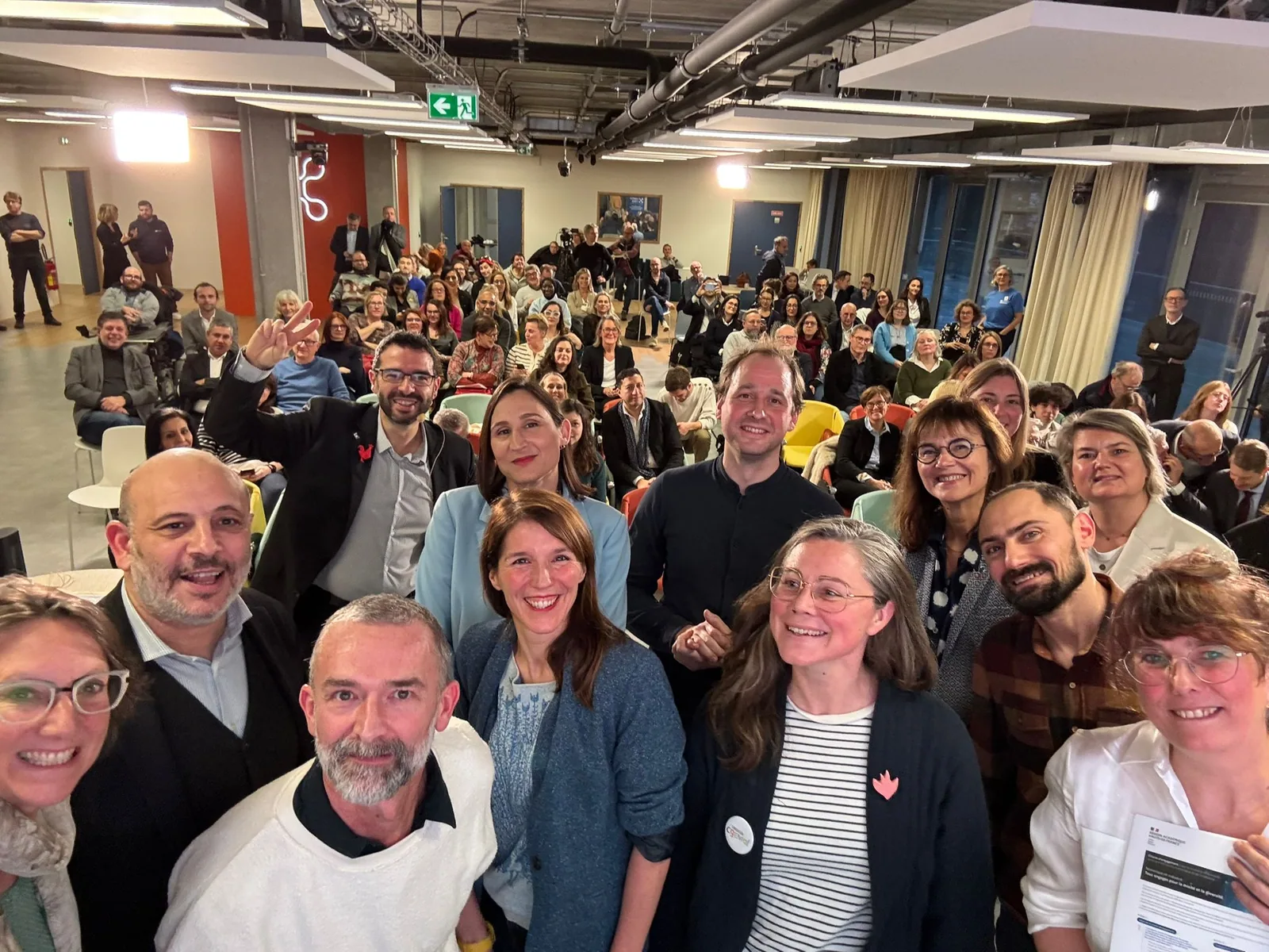 The 1001 Diversités collective gathered at a meeting